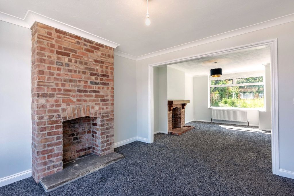 Property photo 2 of 11 Picture 2