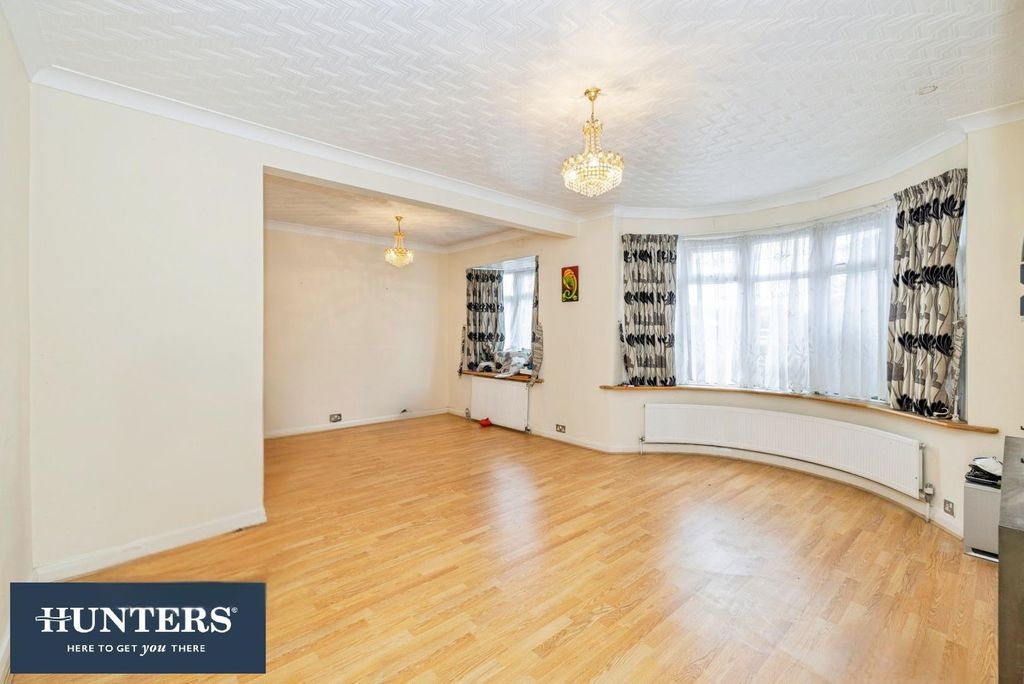 Property photo 2 of 17 2_Untitled Design.Png