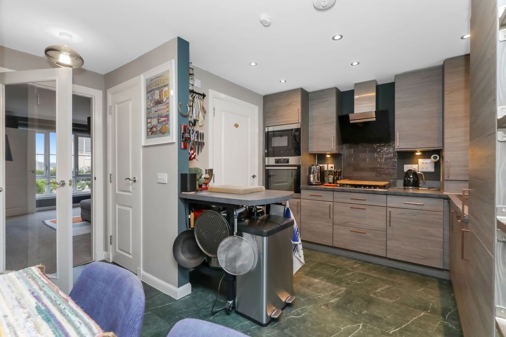 Property photo 3 of 19 Property Image 3