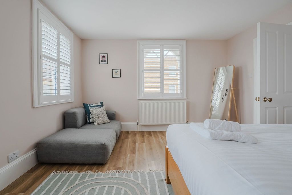 Additional image 39 of 4 bed semi-detached house for saleWest Cliff Road, Ramsgate CT11