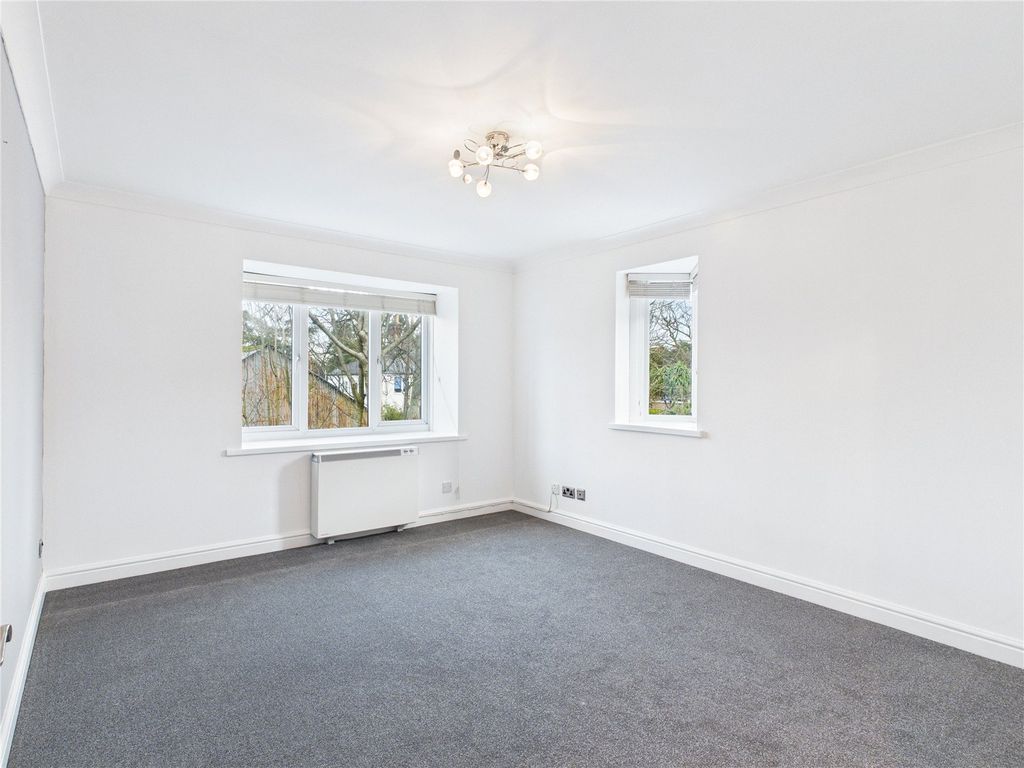 Property photo 3 of 6 Picture No. 06