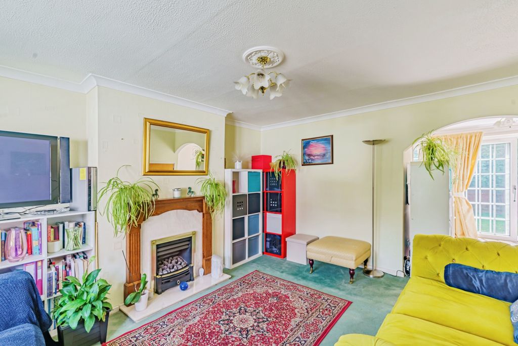 Property photo 3 of 18