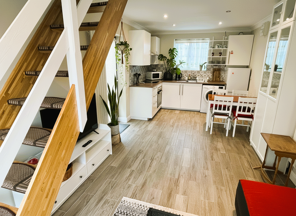 Property photo 2 of 11 60500d63Ab4A4071A13d7441E05128E6