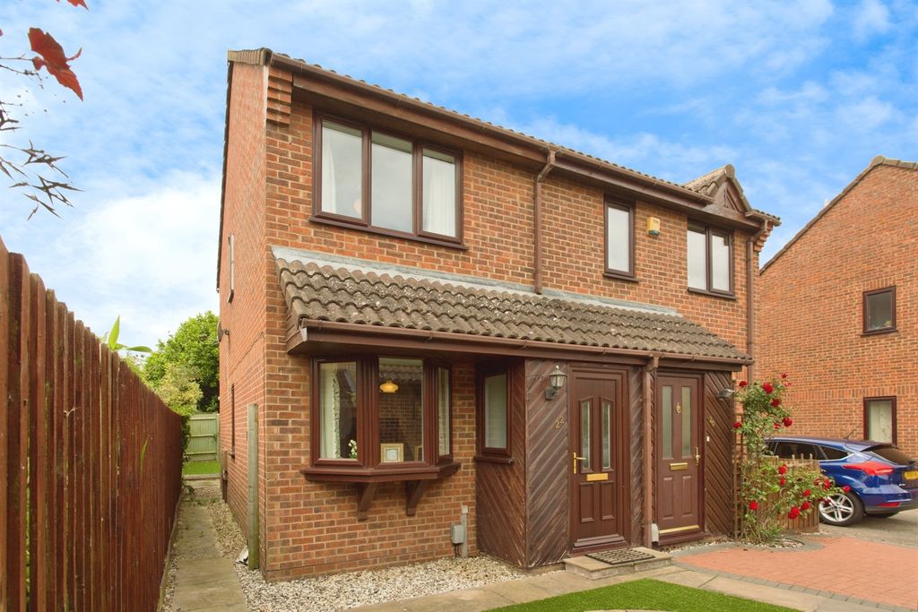 Property photo 1 of 17