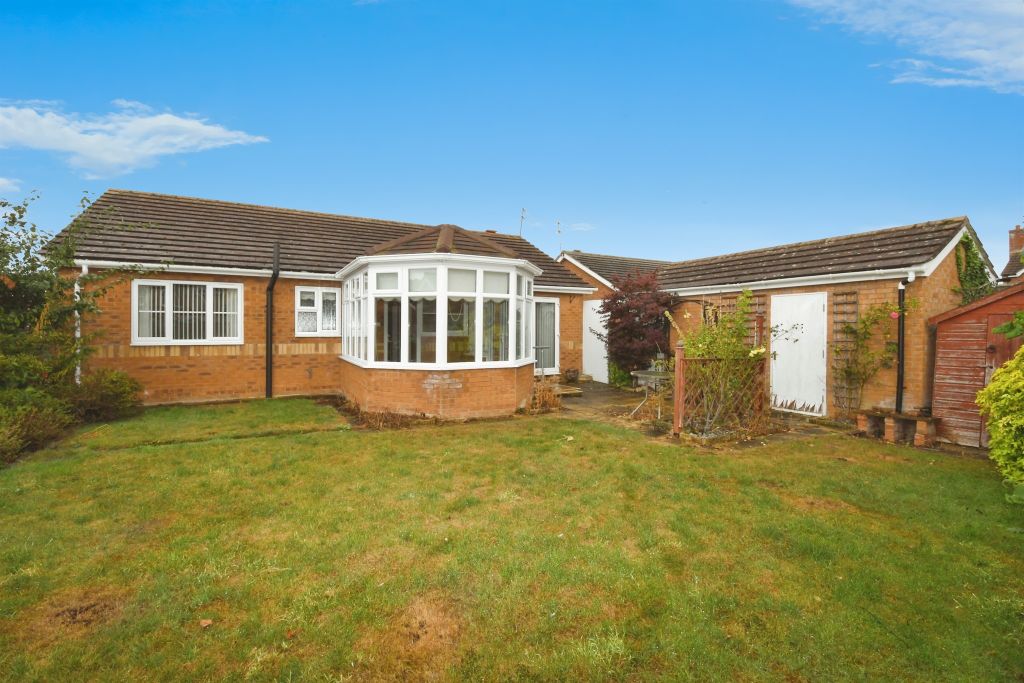 Property photo 2 of 17
