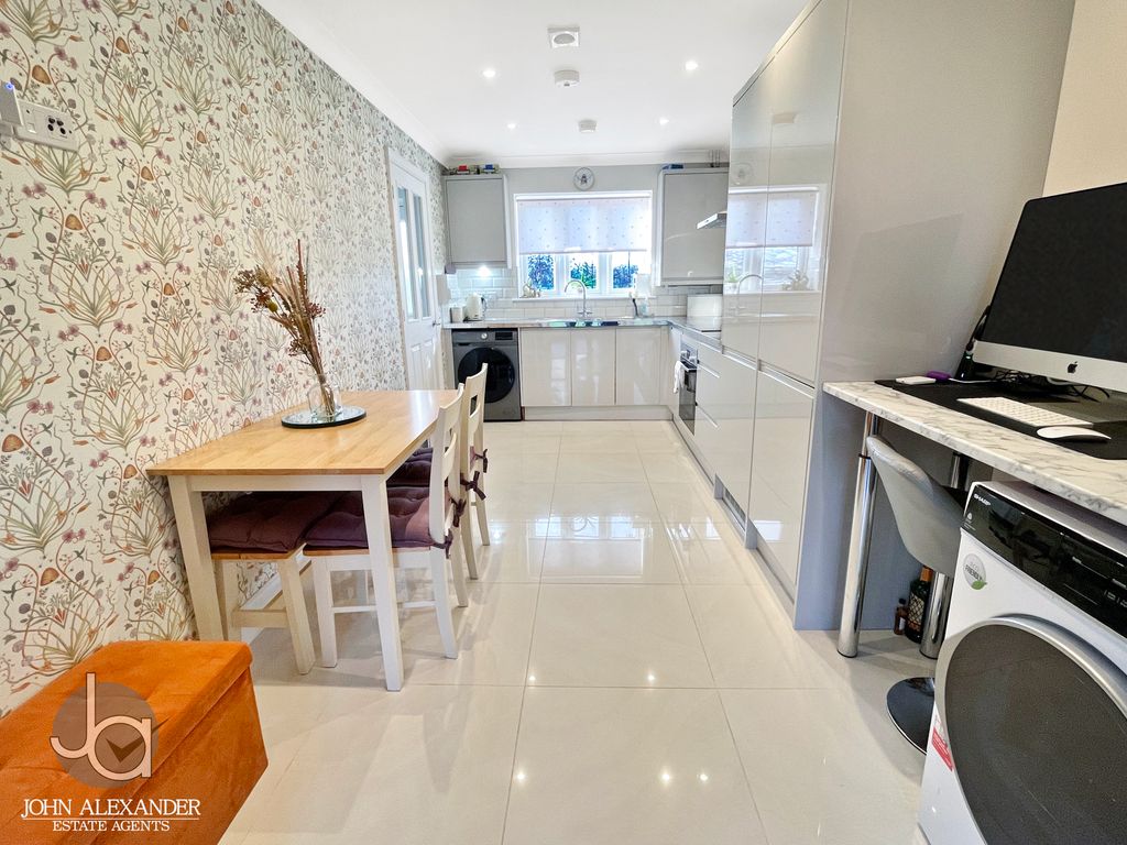 Property photo 3 of 25 20260107_110155865_0.5