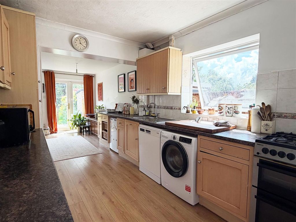 Property photo 2 of 22 FM Kit2.Jpg