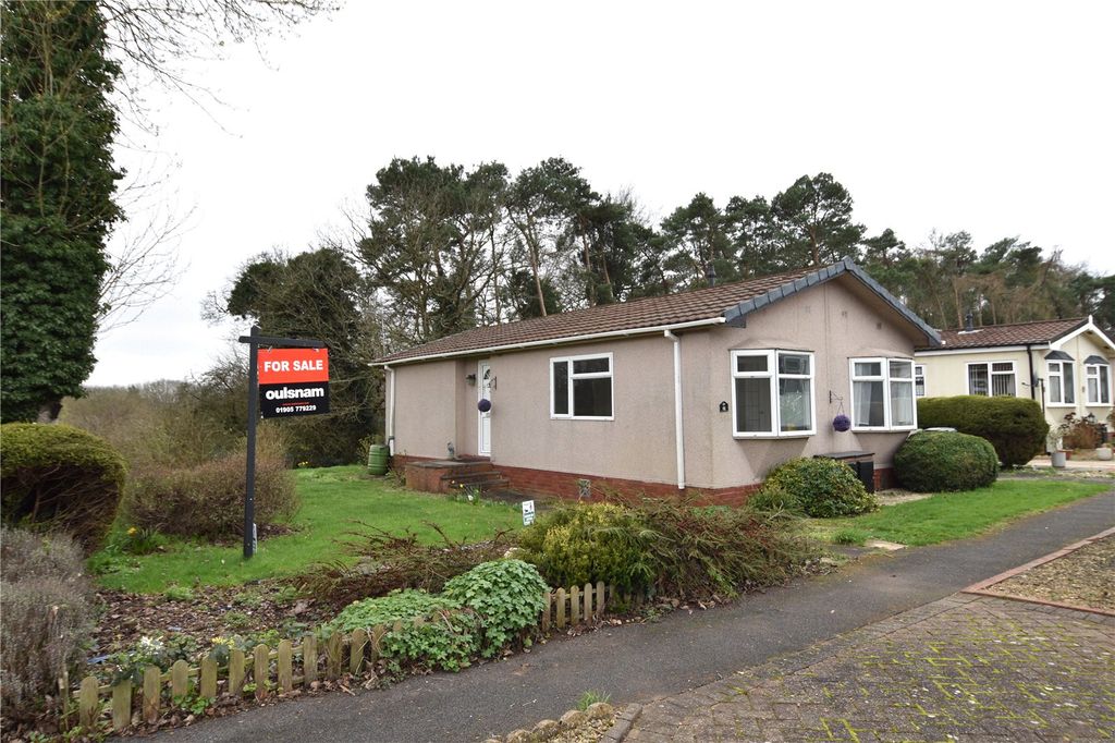 Property photo 1 of 31 Picture No. 32