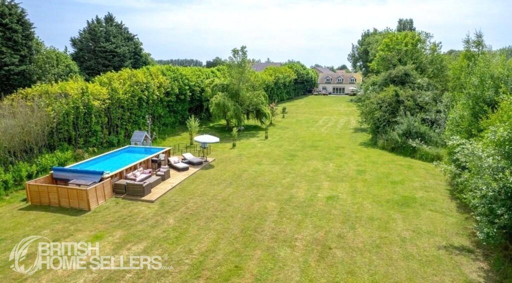 Property photo 1 of 34 Picture No. 29