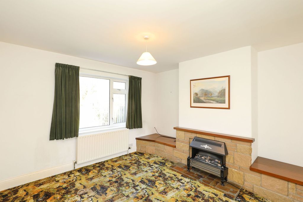 Property photo 3 of 23