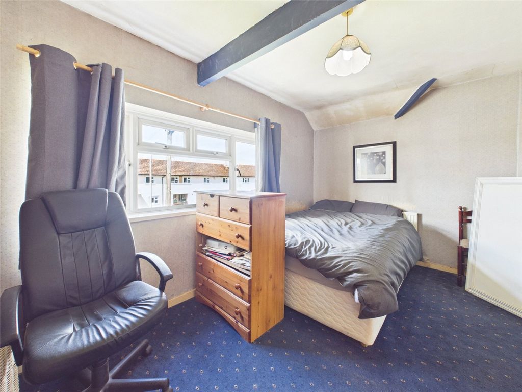 Property photo 3 of 7 Picture No. 11