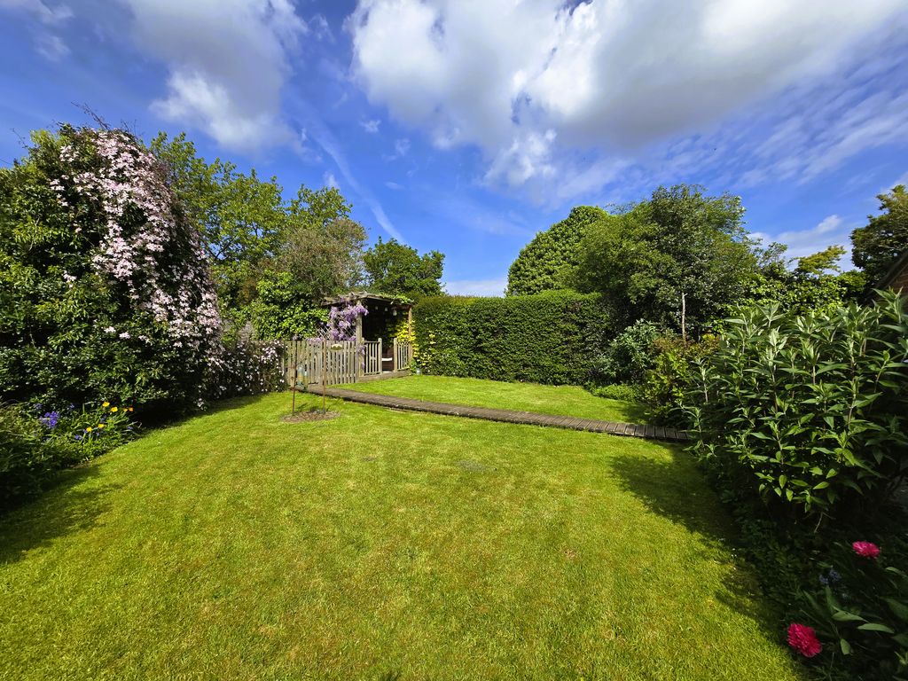 Property photo 3 of 25 Gdn From Pond (5)
