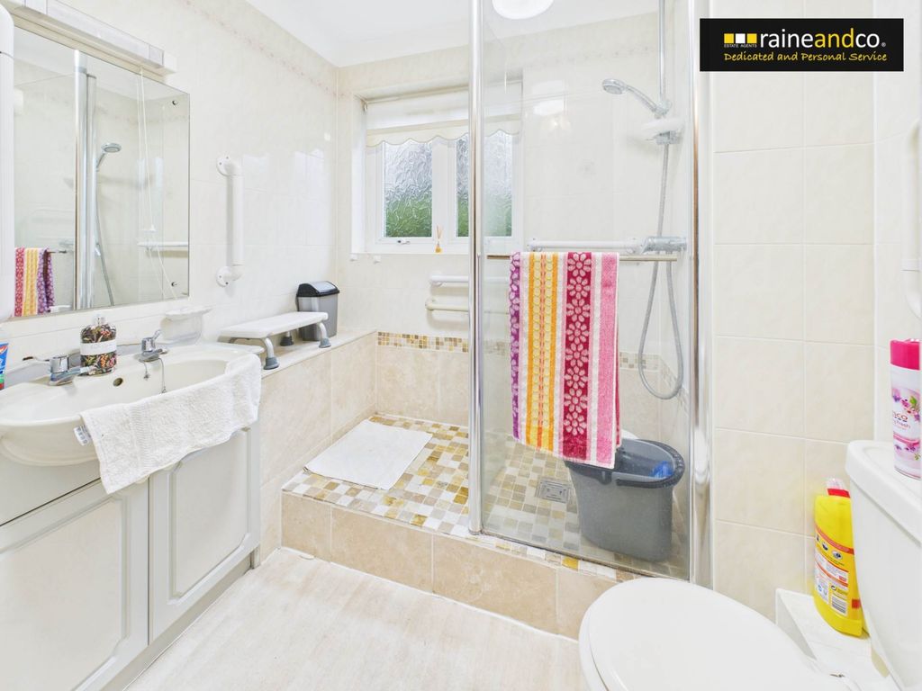 Property photo 3 of 11