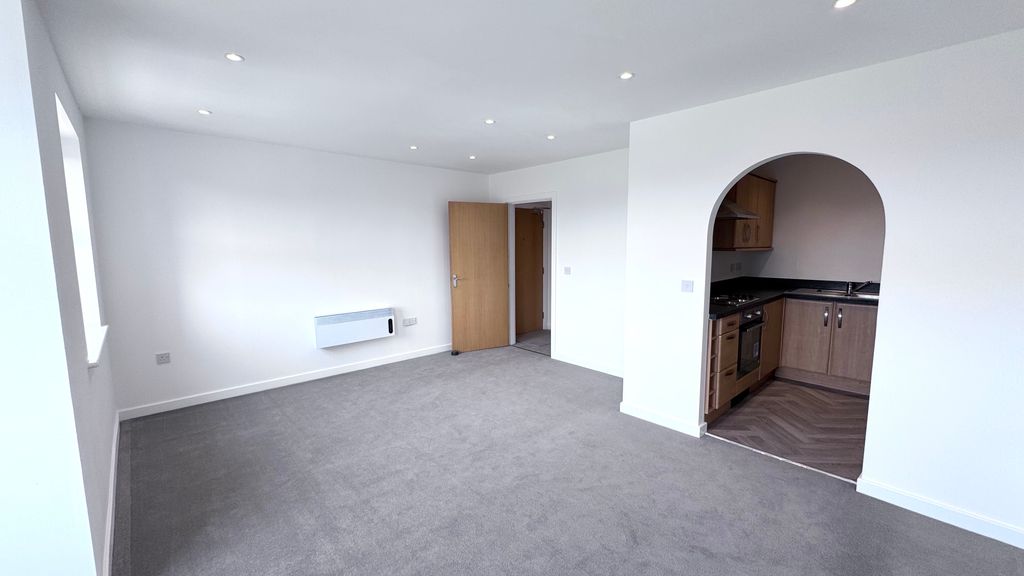 Property photo 3 of 21 Img_0632