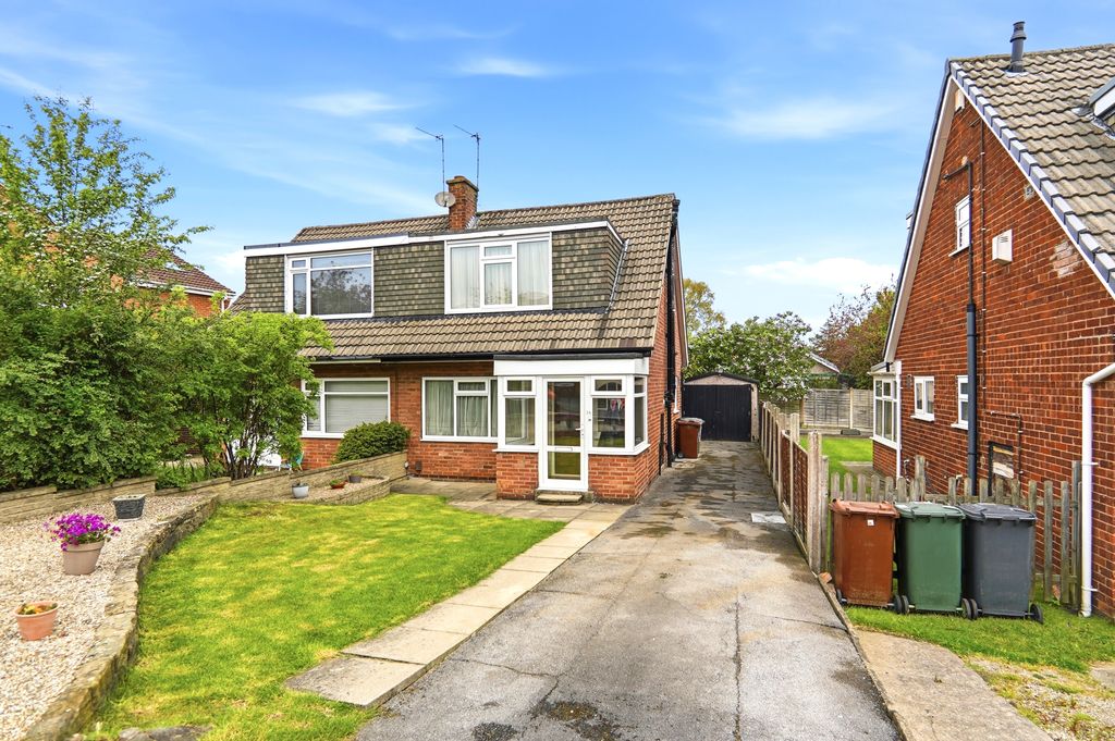 Property photo 2 of 19 Image002