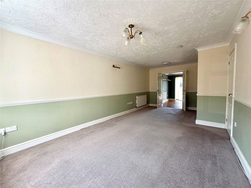 Property photo 2 of 15 Picture No. 74