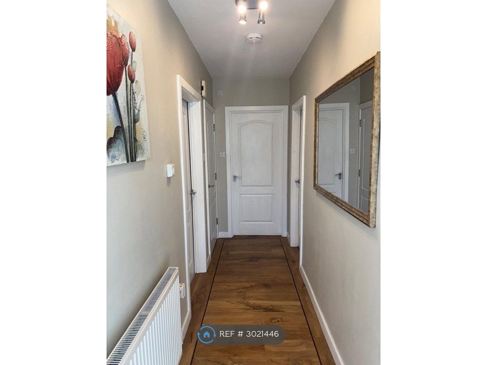 Property photo 2 of 30