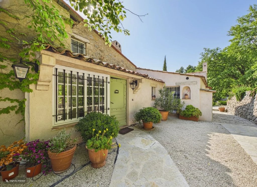 Property photo 3 of 83 482E748106Fbbee929B3Ef0B73315d18_01Fb320d11_1920-Big