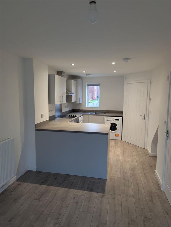 Property photo 3 of 12 4540.Jpg