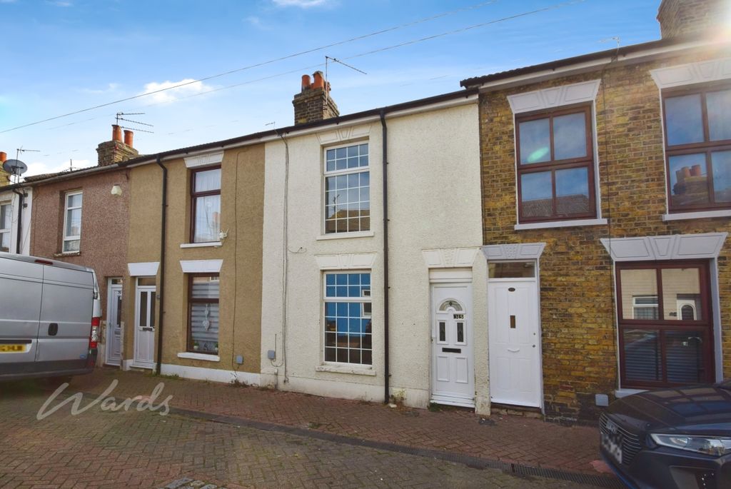Property photo 1 of 10 James Street Front