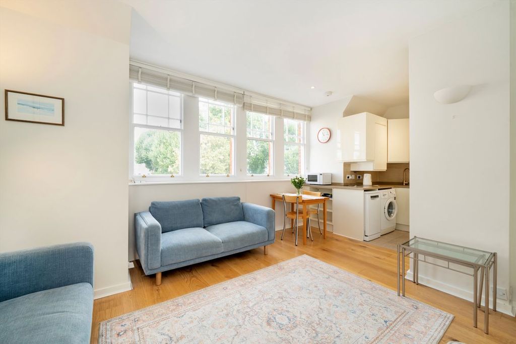Property photo 2 of 5