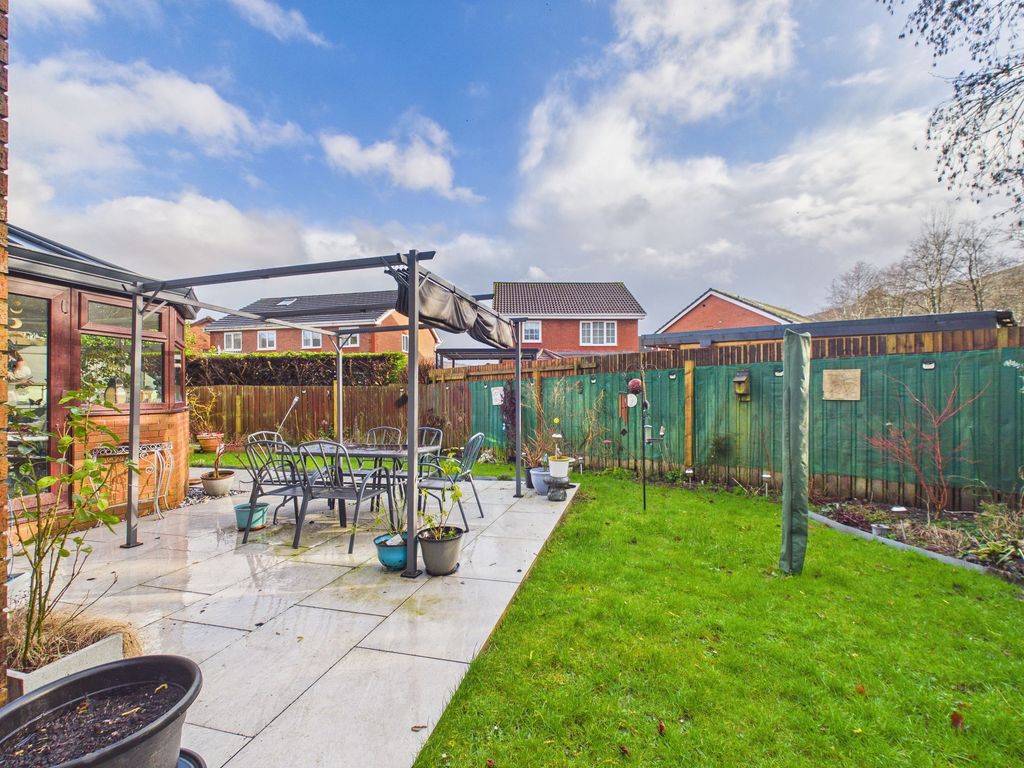 Property photo 3 of 47