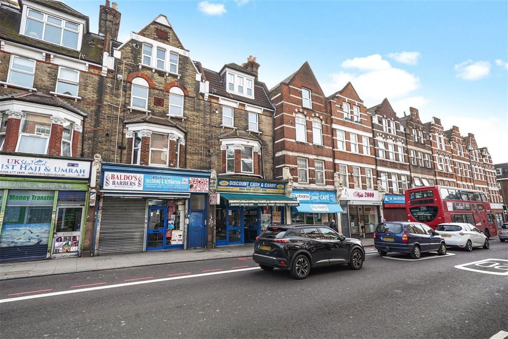 Property photo 3 of 8