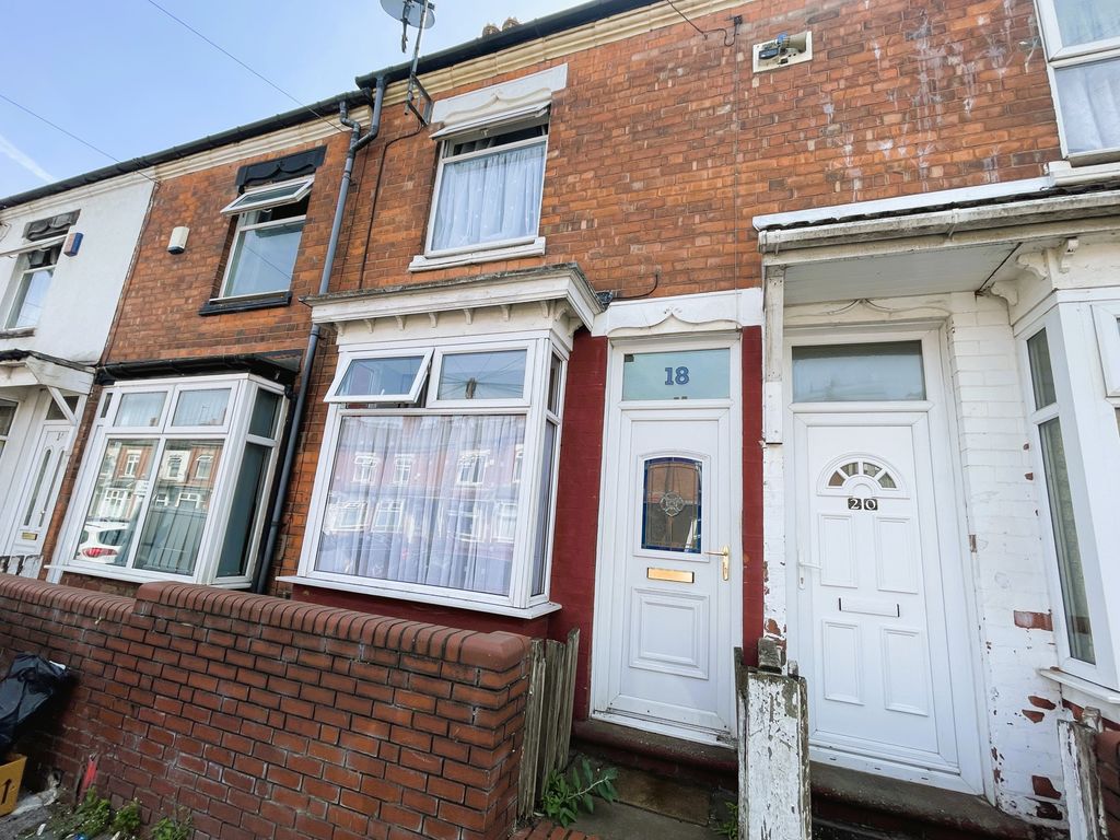 Property photo 2 of 19