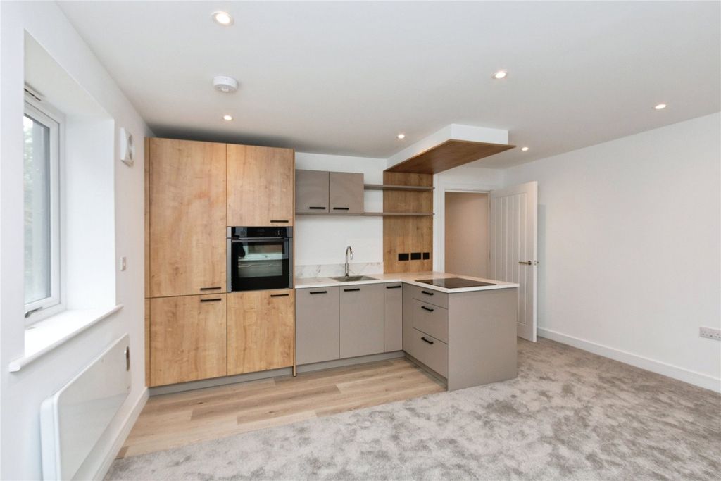 Property photo 2 of 8 Picture No. 05