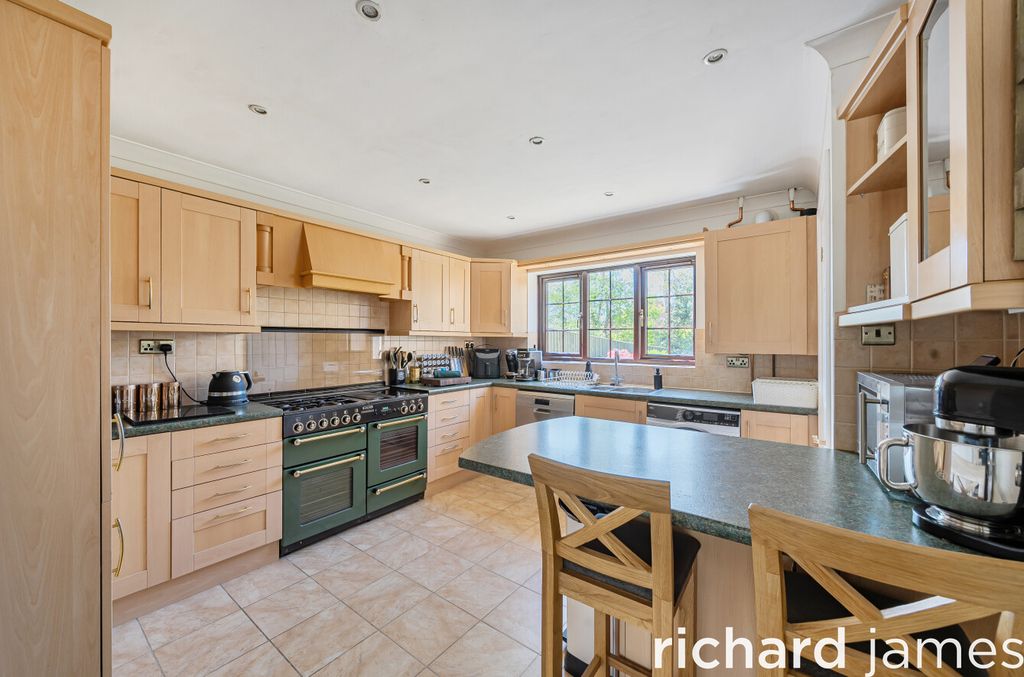 Property photo 3 of 12 6582Ccfdf52147c396Cae42Ea5A0B774