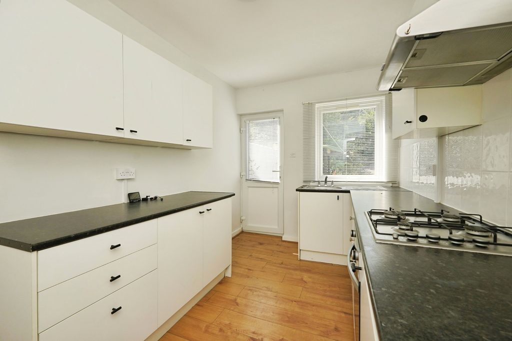 Property photo 2 of 12 Pbox-Img.Jpg