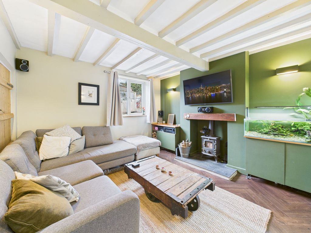 Property photo 2 of 26 Lounge