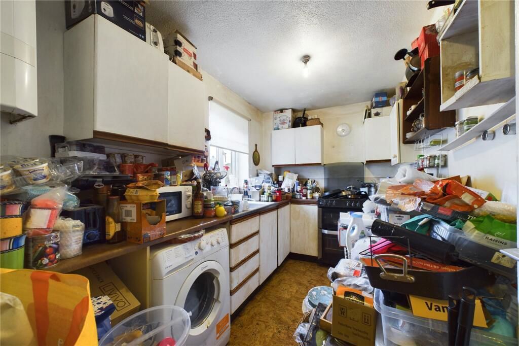 Property photo 2 of 5