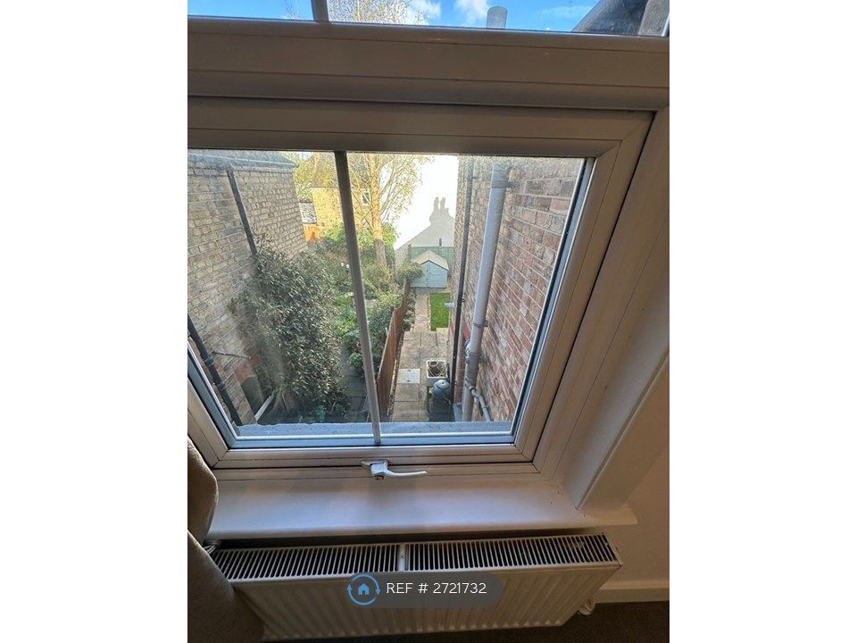 Property photo 2 of 13 Room 3: Window View