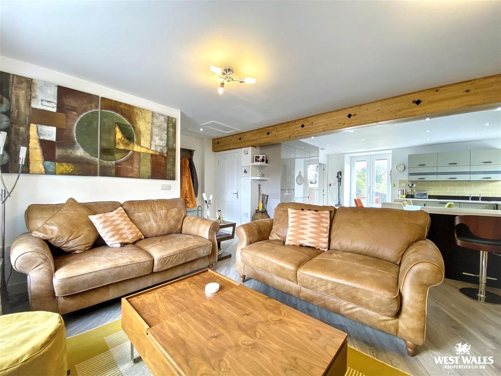 Additional image 7 of 3 bed town house for saleNew Way, Pembroke SA71