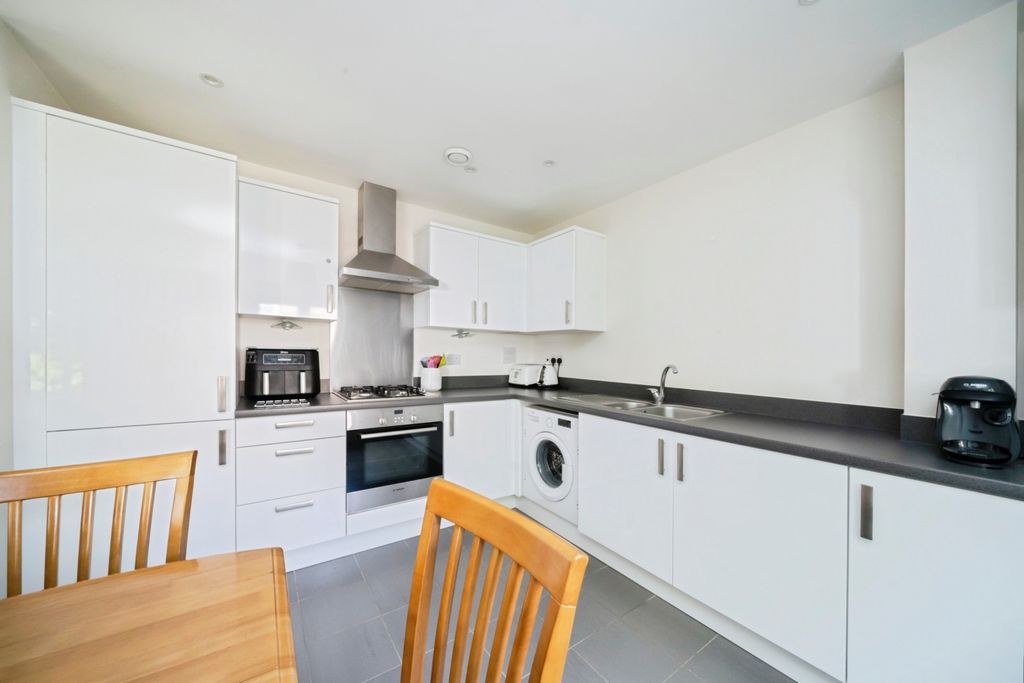 Property photo 3 of 14 Picture No. 06
