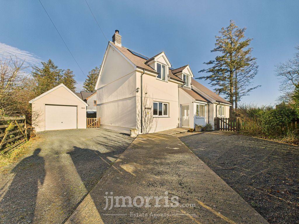 Property photo 1 of 45
