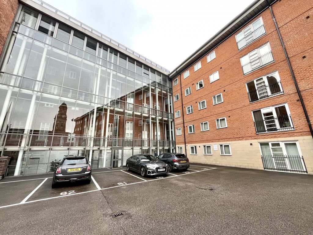 Property photo 1 of 10 3Â Bedroom Apartment For Rent