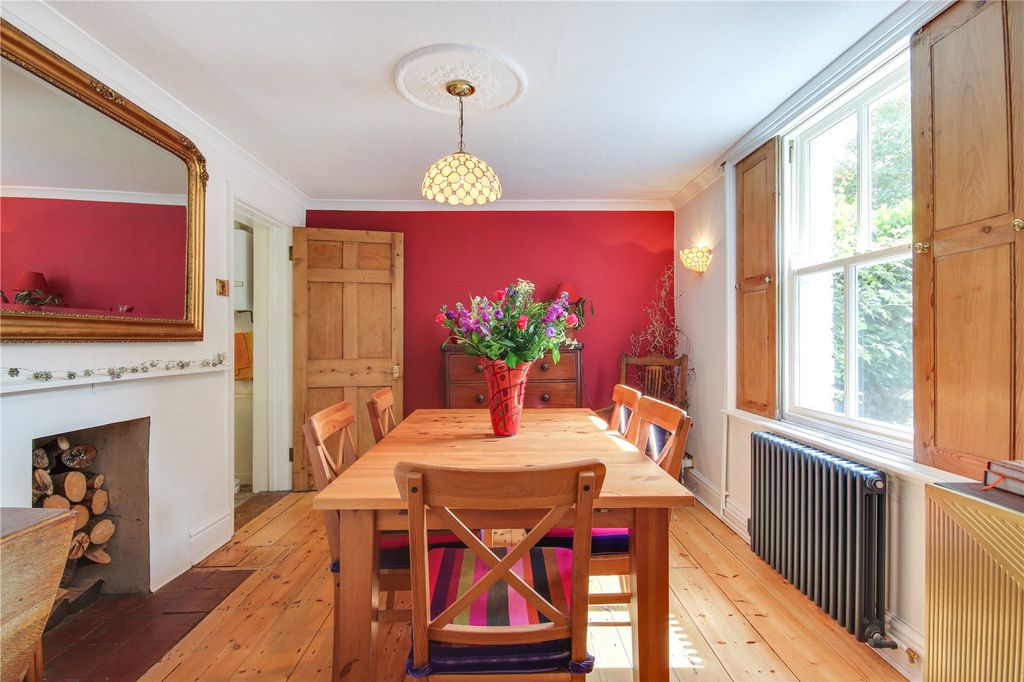 Property photo 3 of 19 Dining Room