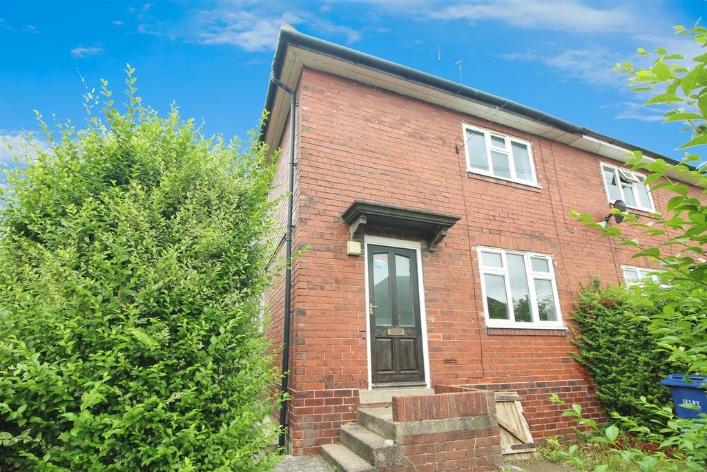 Property photo 1 of 8 Exterior