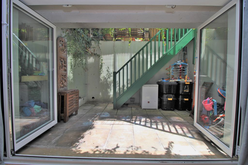Property photo 3 of 28 18