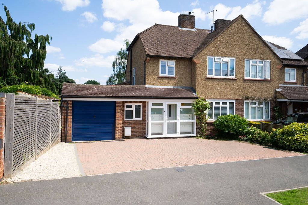 Property photo 1 of 54