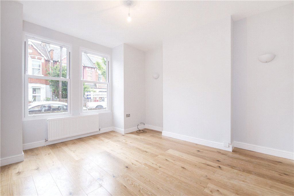 Property photo 3 of 8 Picture No. 07