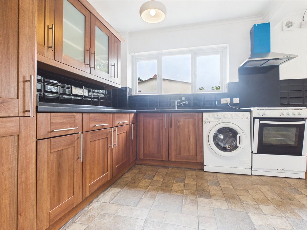 Property photo 1 of 14 Picture No. 05