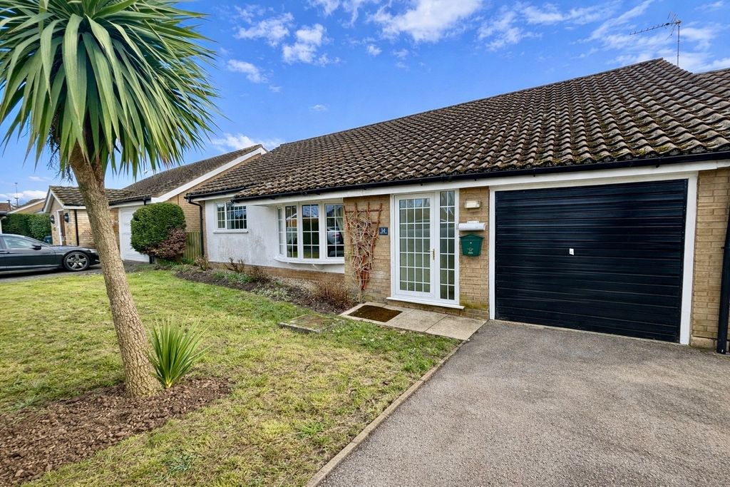 Property photo 1 of 11