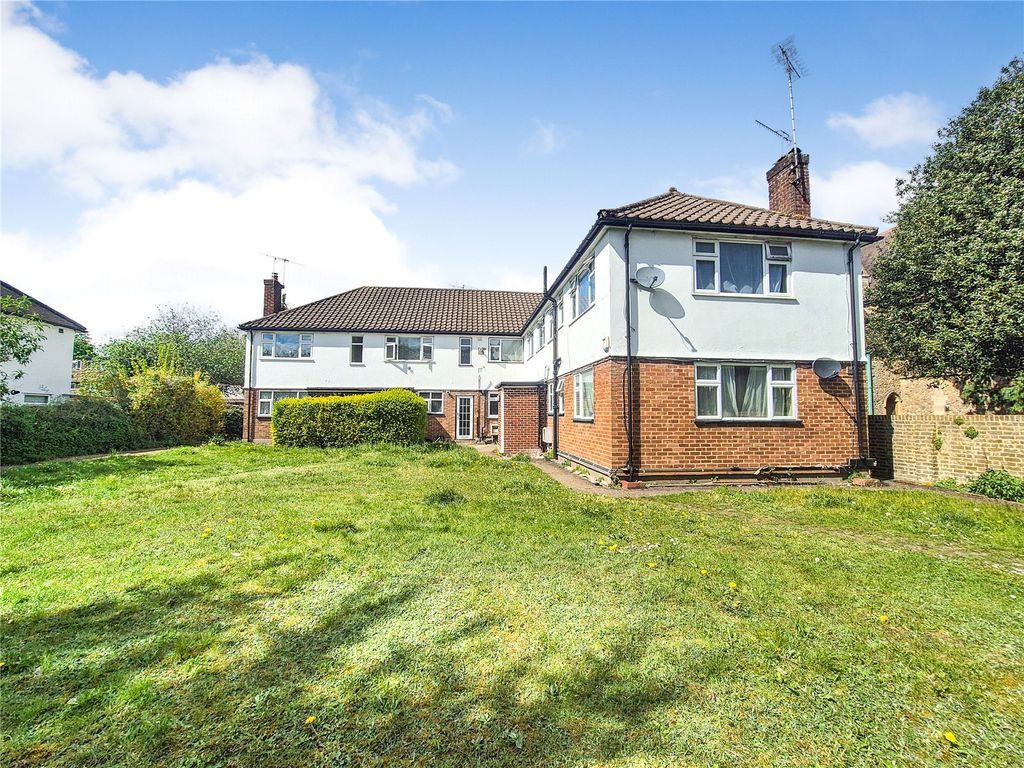 Property photo 2 of 7 Picture No. 11