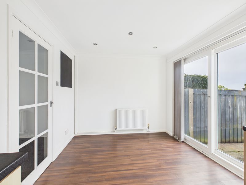 Property photo 3 of 13 Dining Area