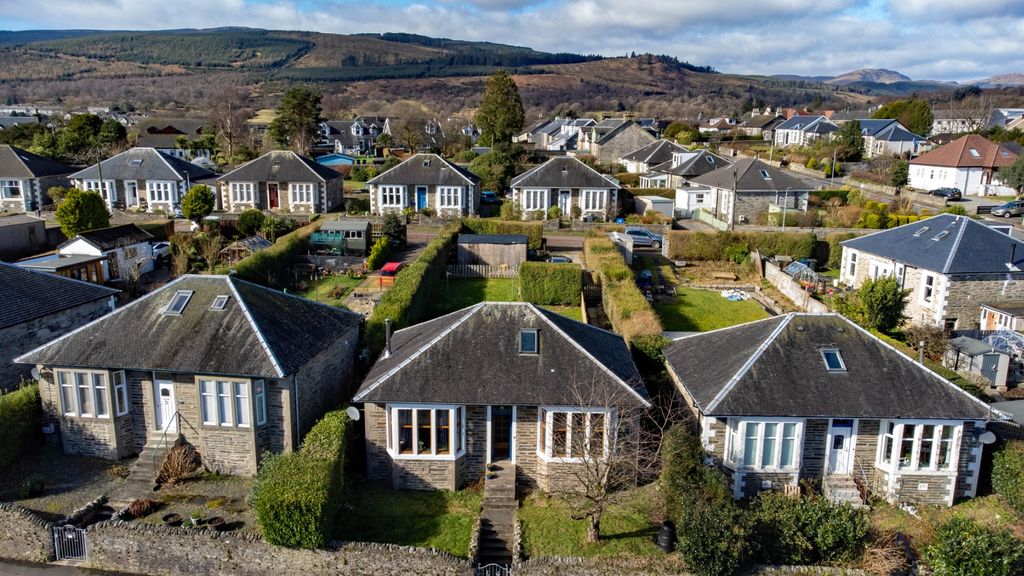 Property photo 1 of 19 4933110