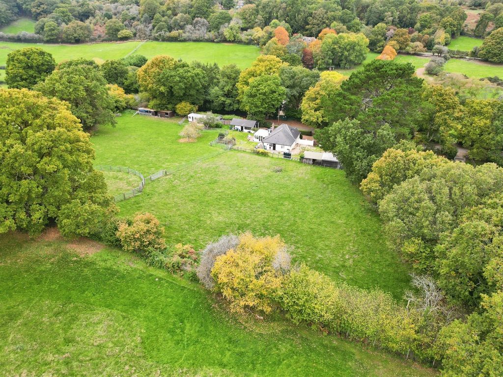 Property photo 1 of 31