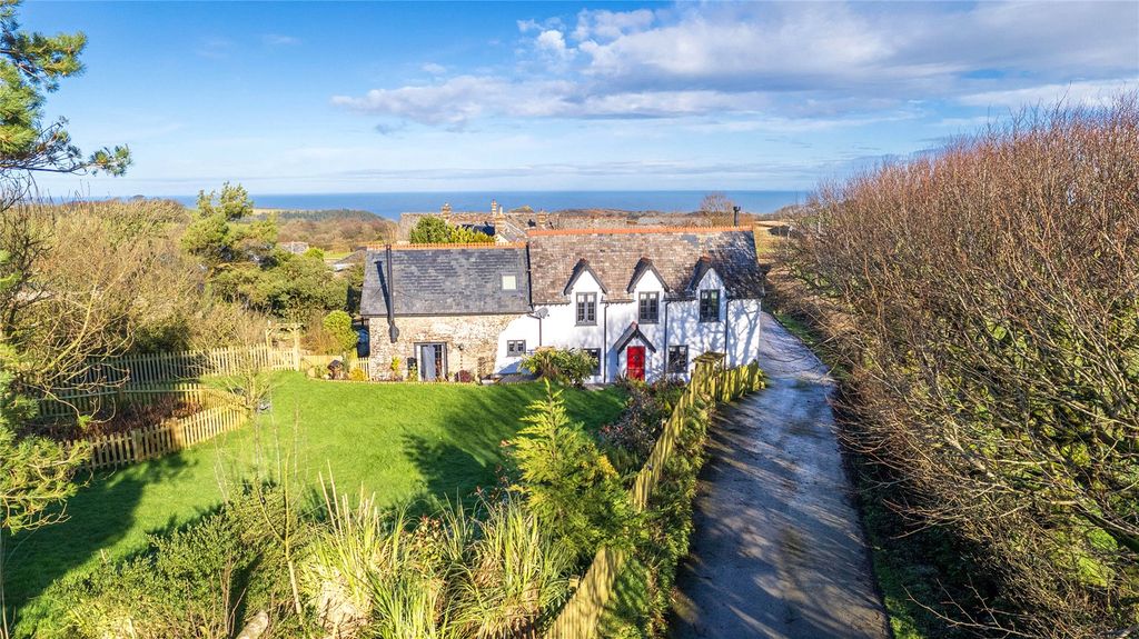 Property photo 1 of 32 Highford Cottage